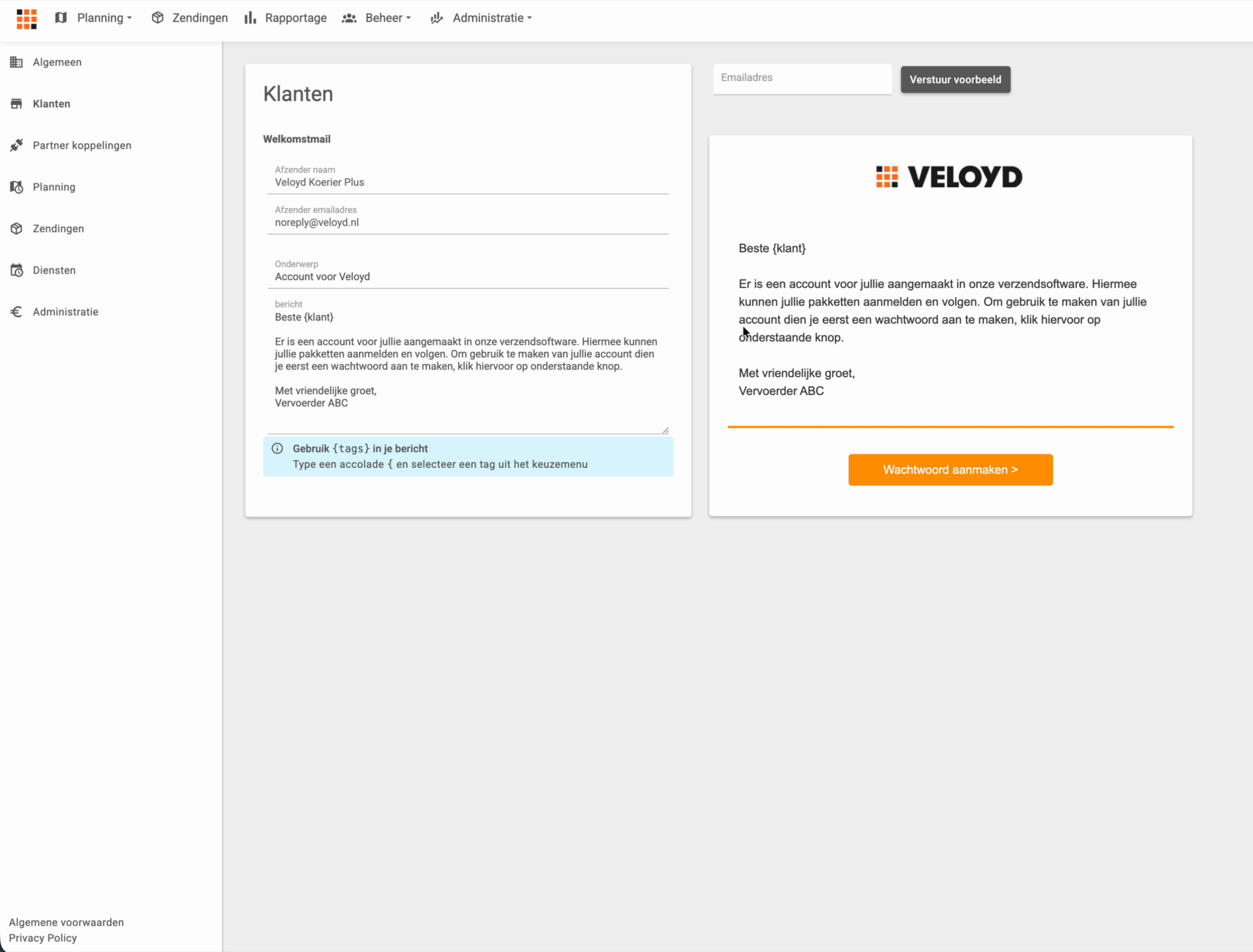 Het formulier van de welkomstmail onder Klanten, met rechts een voorbeeld van de mail met logo en knop Wachtwoord aanmaken
