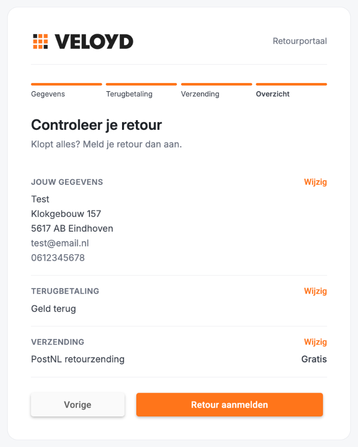 De stap Overzicht in het retourportaal met jouw gegevens, de terugbetaling en de verzending, en de knop Retour aanmelden