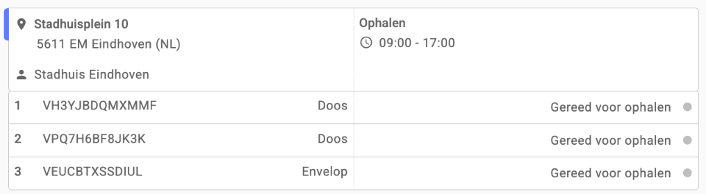 Een adresregel met rechtsboven de status van het adres en daaronder de status per collo